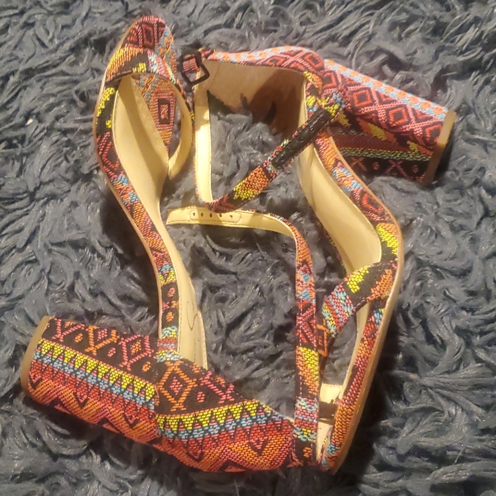 Sandals 👡 - Picture 4 of 9